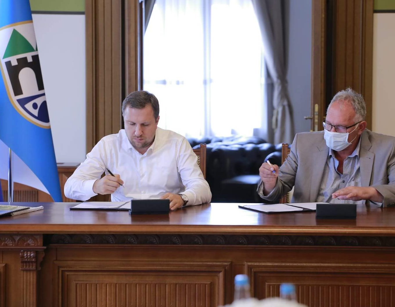 Grad Sarajevo poklonio kombi vozilo Javnoj ustanovi Dom zdravlja Kantona Sarajevo