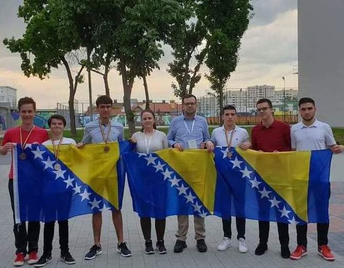 Sarajevo: Učenik Druge gimnazije Boris Stanković pobjednik državnog natjecanja iz matematike