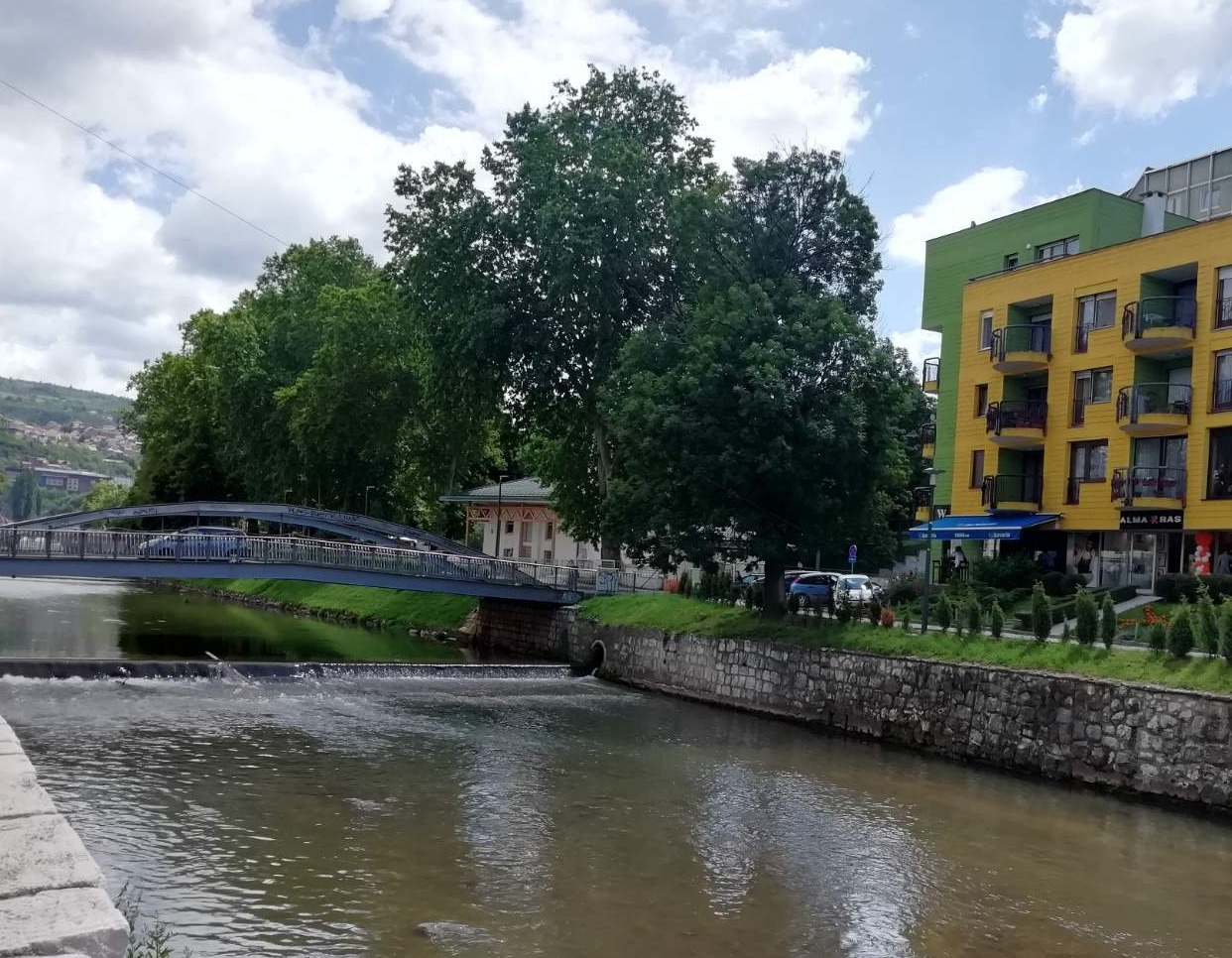 U Sarajevu dnevna temperatura 22 stepena