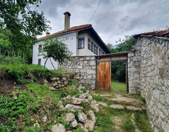 BZK Preporod kupuje Bašagićevu rodnu kuću 