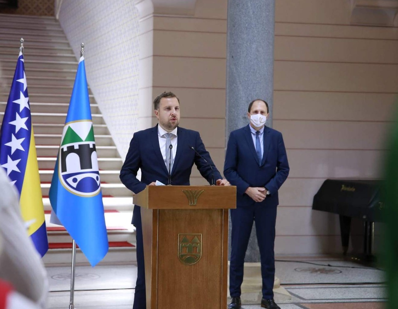 Gradonačelnik Skaka i premijer Nenadić o odličnoj suradnji i projektima od značaja za Grad i KS