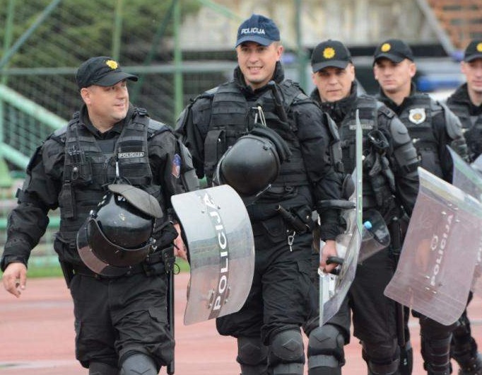 Usvojeni prijedlozi zakona o izmjenama i dopunama zakona o policijskim službenicima i unutarnjim poslovima KS