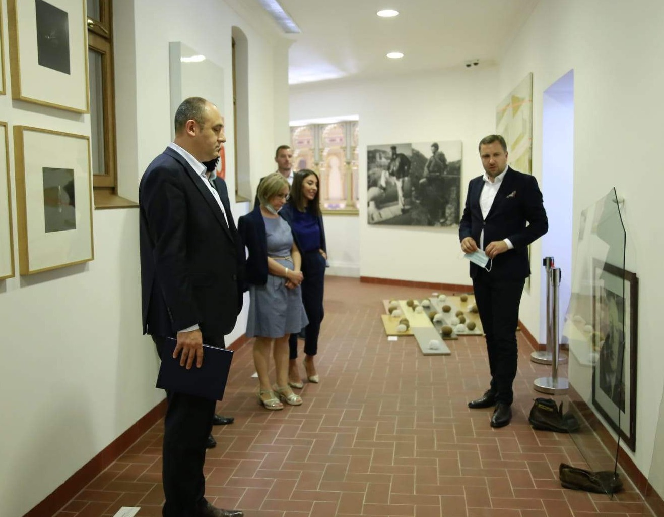 Grad Sarajevo zajedno s EU osigurao opremu za muzejski prostor u Vijećnici
