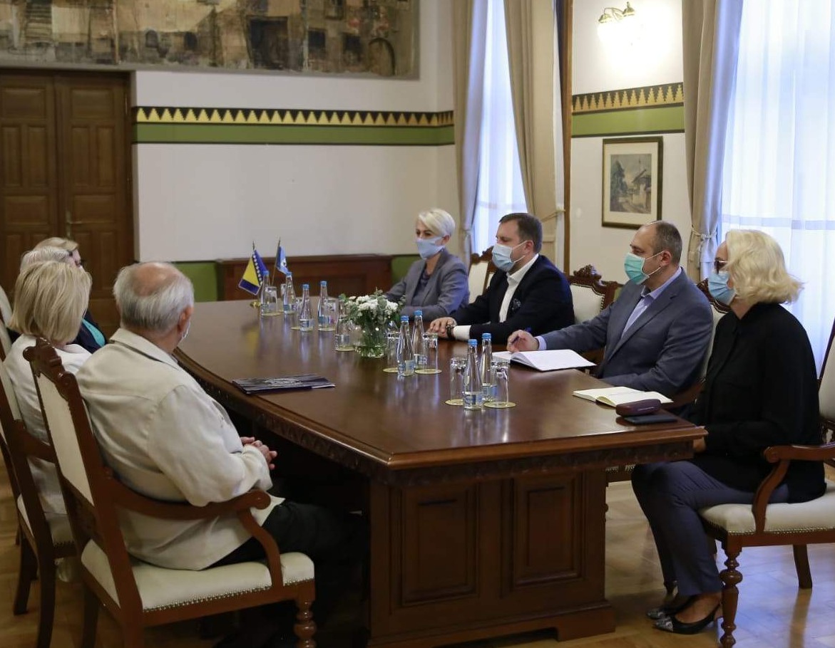 Skaka pozvao bh. akademike da stručnim znanjem i iskustvom daju doprinos u afirmaciji Grada Sarajeva