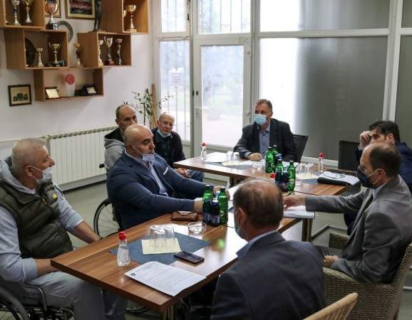 Nenadić: Otkloniti arhitektonske barijere za osobe s invaliditetom