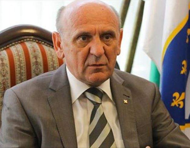 Danas se navršava šest godina od smrti Sulejmana Tihića