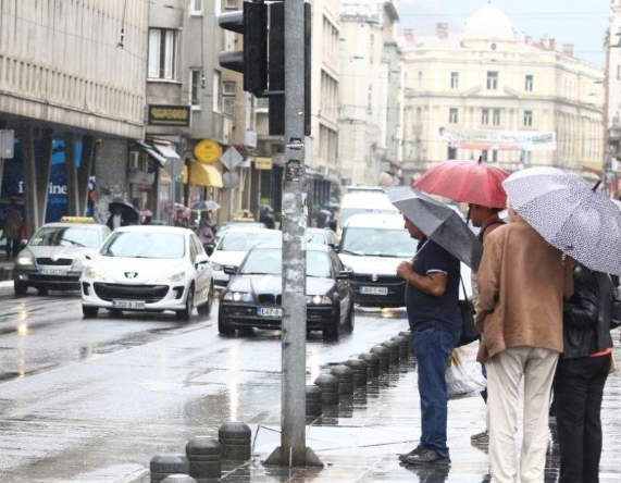 BIHAMK: Kolovozi mokri, povećana opasnost od odrona