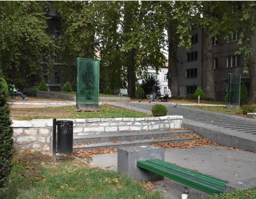 Završeno uređenje kamenog zida oko parka Mirze Delibašića i Davorina Popovića