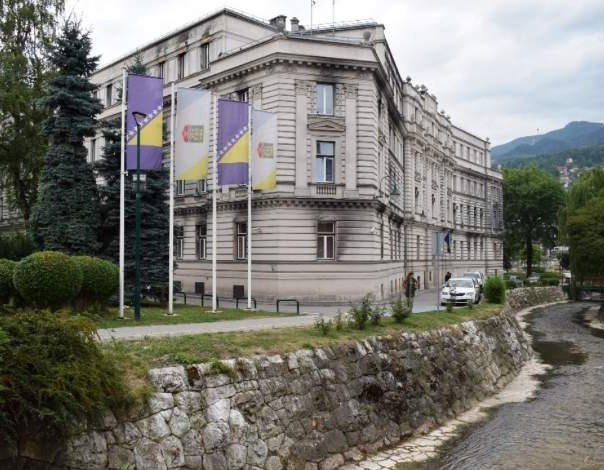 Uposlenici Općine Centar će raditi u dvije smjene
