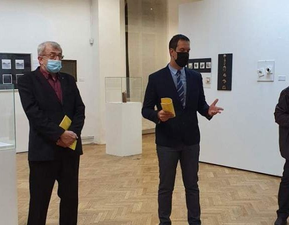 U Umjetničkoj galeriji BiH otvorena Napretkova izložba PULS  "Sunce u prosincu"
