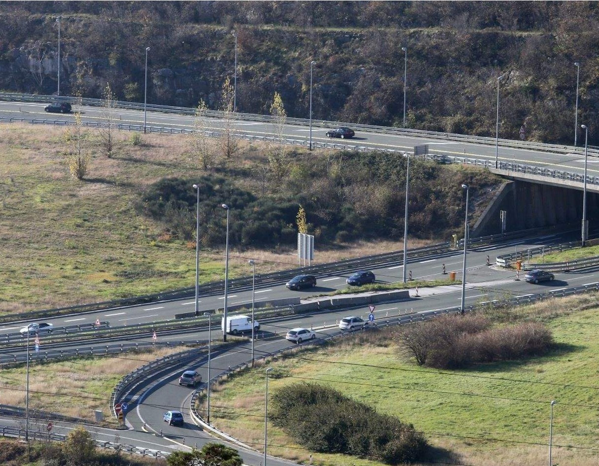 BIHAMK: Vozači oprez, na pojedinim dionicama mogući jači udari vjetra