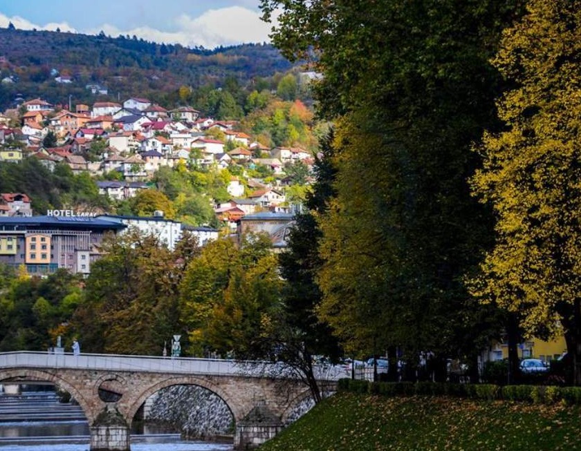 U BiH oblačno, u večernjim satima kiša, temperatura do 14 stepeni