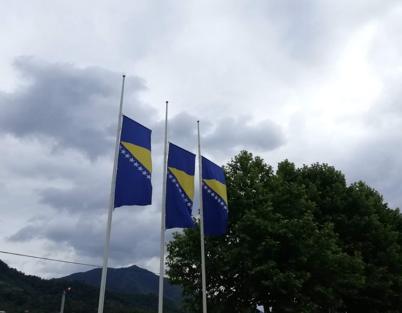 U BiH jutros pretežno oblačno, slaba kiša u Hercegovini