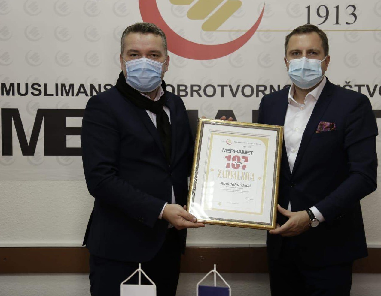 Skaki uručena Zahvalnica za potporu aktivnostima i projektima HO „Merhamet“
