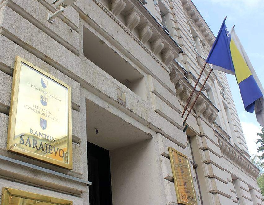 Vlada KS: Usvojene liste poslodavaca za dva programa zapošljavanja