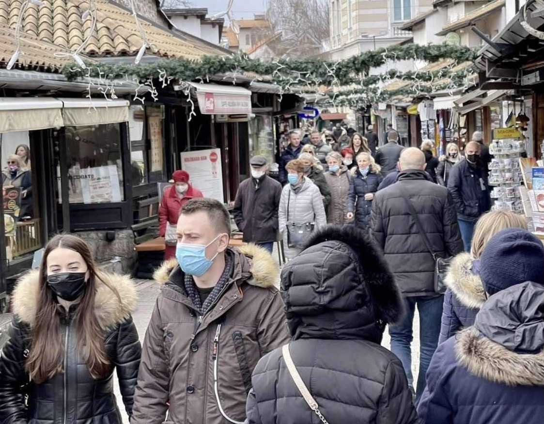 Sarajevo danas: Pune ulice, turisti u glavnom gradu Bosne i Hercegovine (FOTO/VIDEO)