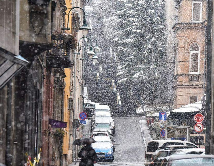 Zimska čarolija u Sarajevu! (FOTO)
