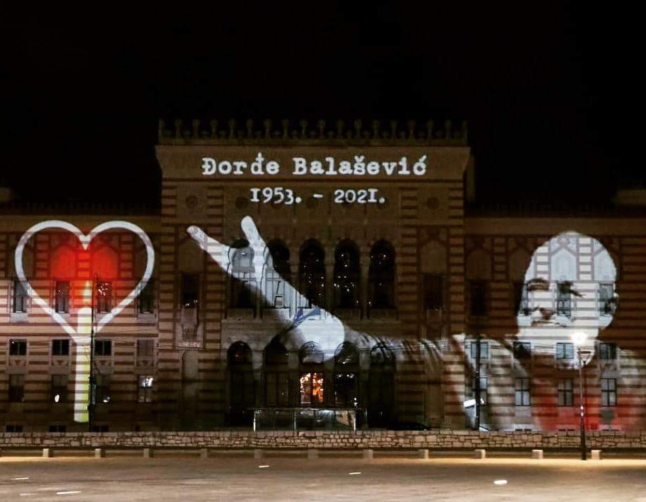 Osvijetljena Vijećnica u Đoletovu čast: Sarajevo i njegovi građani opraštaju se od svog velikog prijatelja