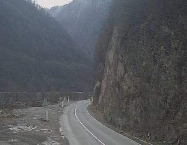 BiH: Nužna oprezna vožnja zbog mjestimičnog snijega na kolovozu