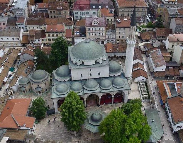 Džuma-namaz u Sarajevu danas će se klanjati u tri termina