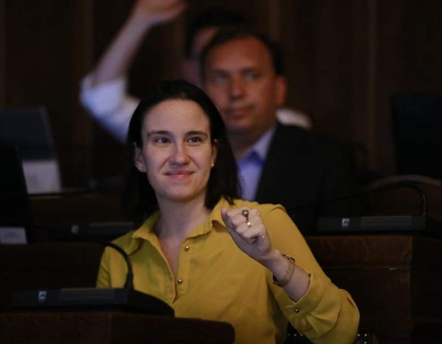 Jednoglasna potpora gradskih vijećnika: Na inicijativu gradonačelnice Karić 50.000 KM Košarkaškom savezu BiH