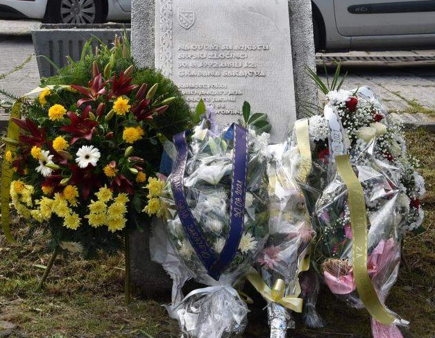 Sjećanje na masakr na Trgu solidarnosti