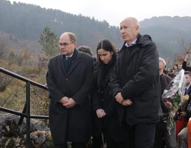 Karić, Schmidt i Dunović otkrili spomen-obilježje na Kazanima