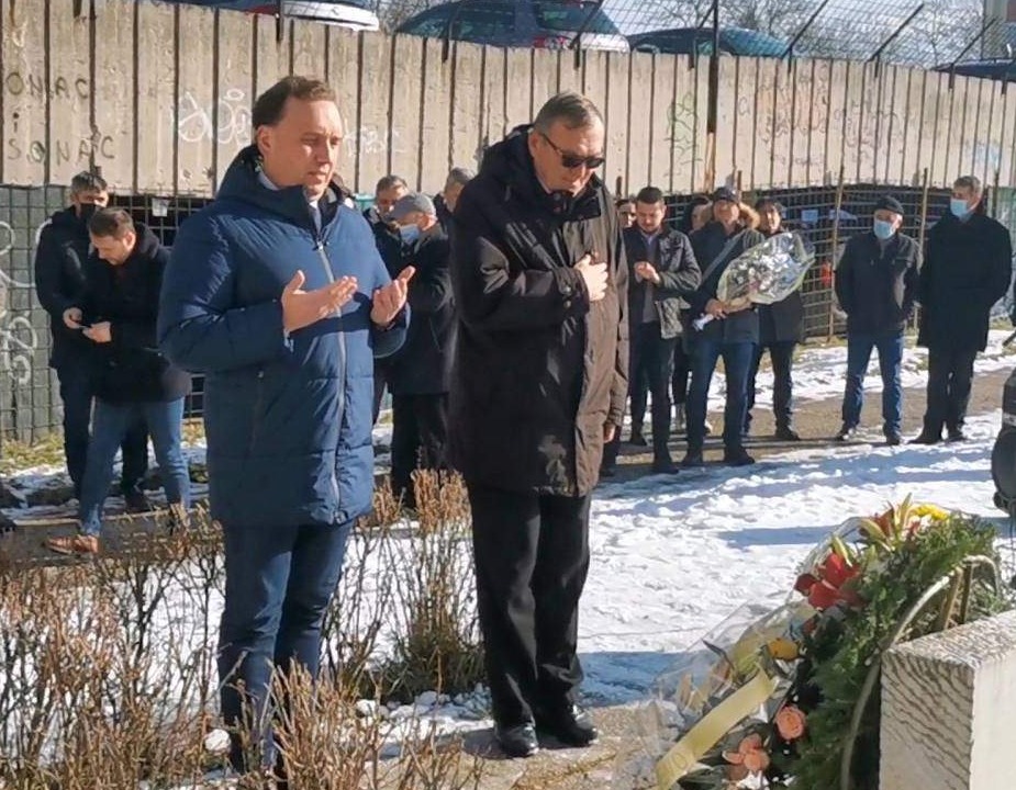 Sjećanje na žrtve masakra u ulici Osloboditelja Sarajeva na Dobrinji
