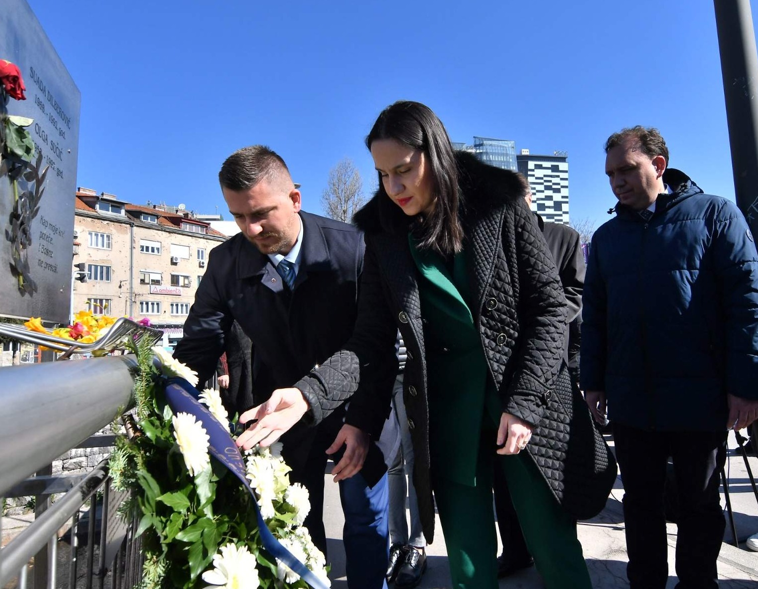Izaslanstvo Grada Sarajeva odalo počast prvim žrtvama agresije Suadi Dilberović i Olgi Sučić