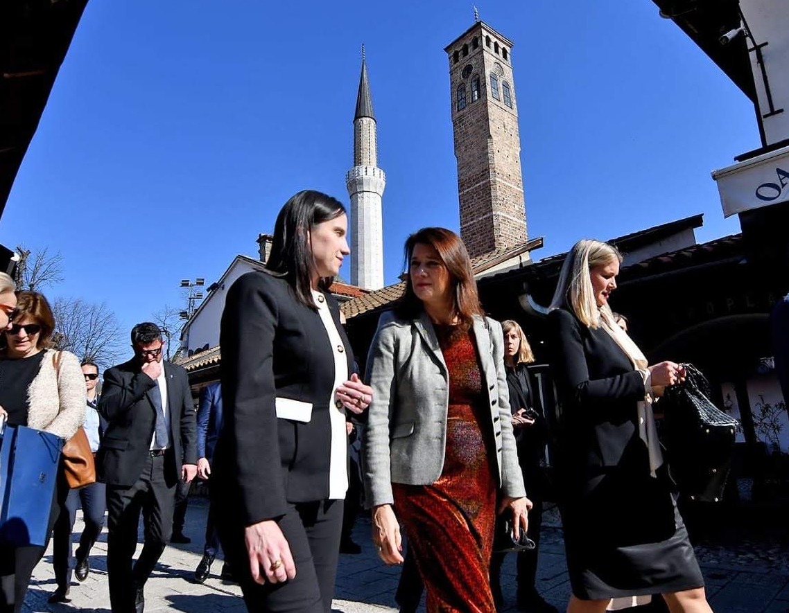 U pratnji gradonačelnice Benjamine Karić: Ann Linde obišla staru sarajevsku jezgru