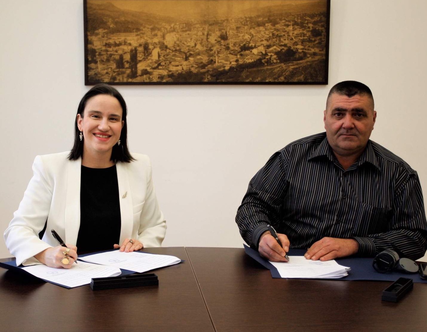  Benjamina Karić održala sastanak i pružila potporu Udruzi „Novogradski branitelji“ FBiH
