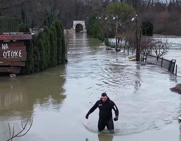 Karić: Grad Sarajevo će izdvojiti 20.000 KM za štetu nanesenu poplavama u Bihaću 