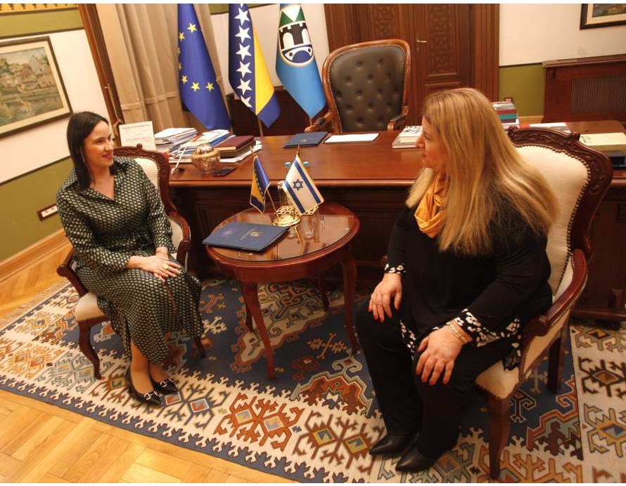 Prvi zvanični susret gradonačelnice Karić s veleposlanicom Izraela Galit Peleg 
