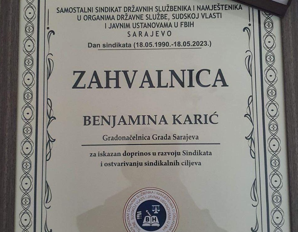 Priznanje Sindikata za gradonačelnicu Karić