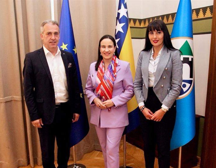 SECW: Benjamina Karić ugostila organizatore Sarajevskog energetskog i klimatskog tjedna