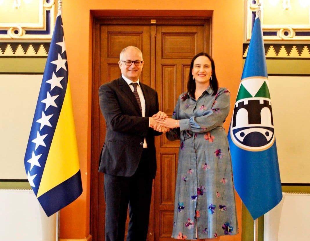 Karić-Gualtieri: Radit ćemo na uvođenju izravne avio-linije Sarajevo - Rim