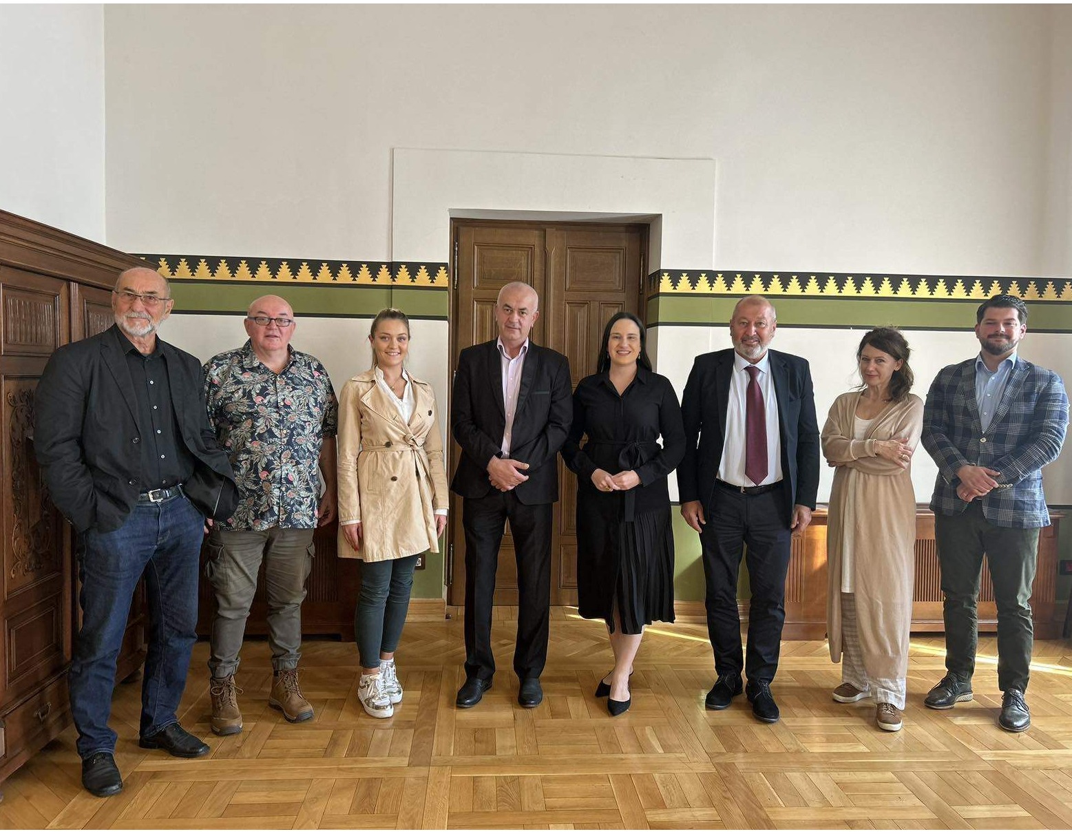 Karić: Uskoro spomenik bosanskim specijalcima