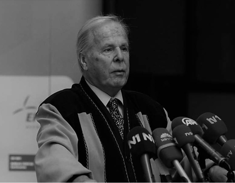 In Memoriam: Preminuo prof. dr. Ismet Dizdarević