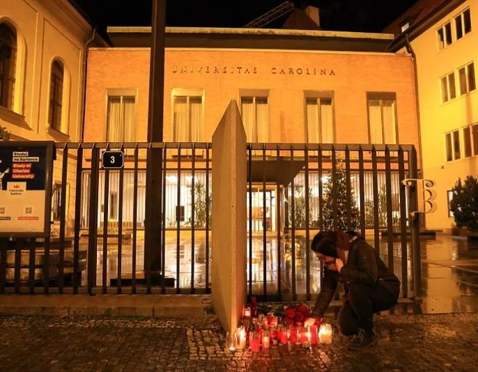 Karić uputila riječi potpore gradonačelniku Praga Bohuslavu Svobodi