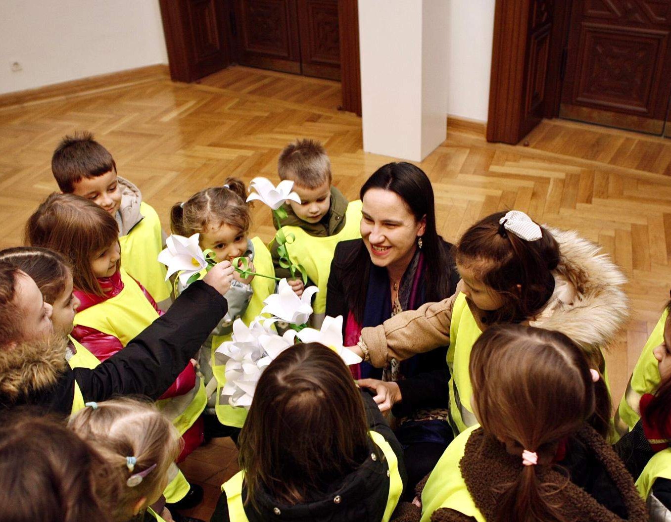 Gradonačelnica Karić ugostila mališane Udruge „Brižne ruke“