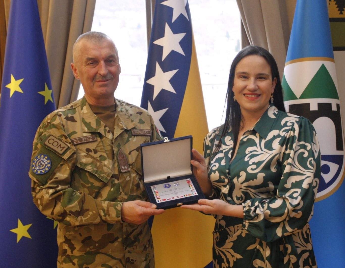 Karić primila u nastupnu posjetu zapovjednika EUFOR-a u BiH, generalmajora Laszla Sticza