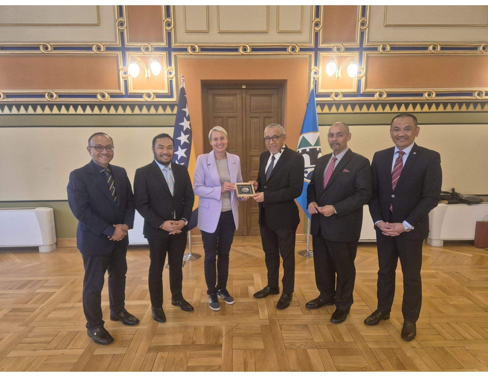 Zamjenica gradonačelnice Margetić Stakić ugostila generalnog tajnika i članove izaslanstva MBBC-a