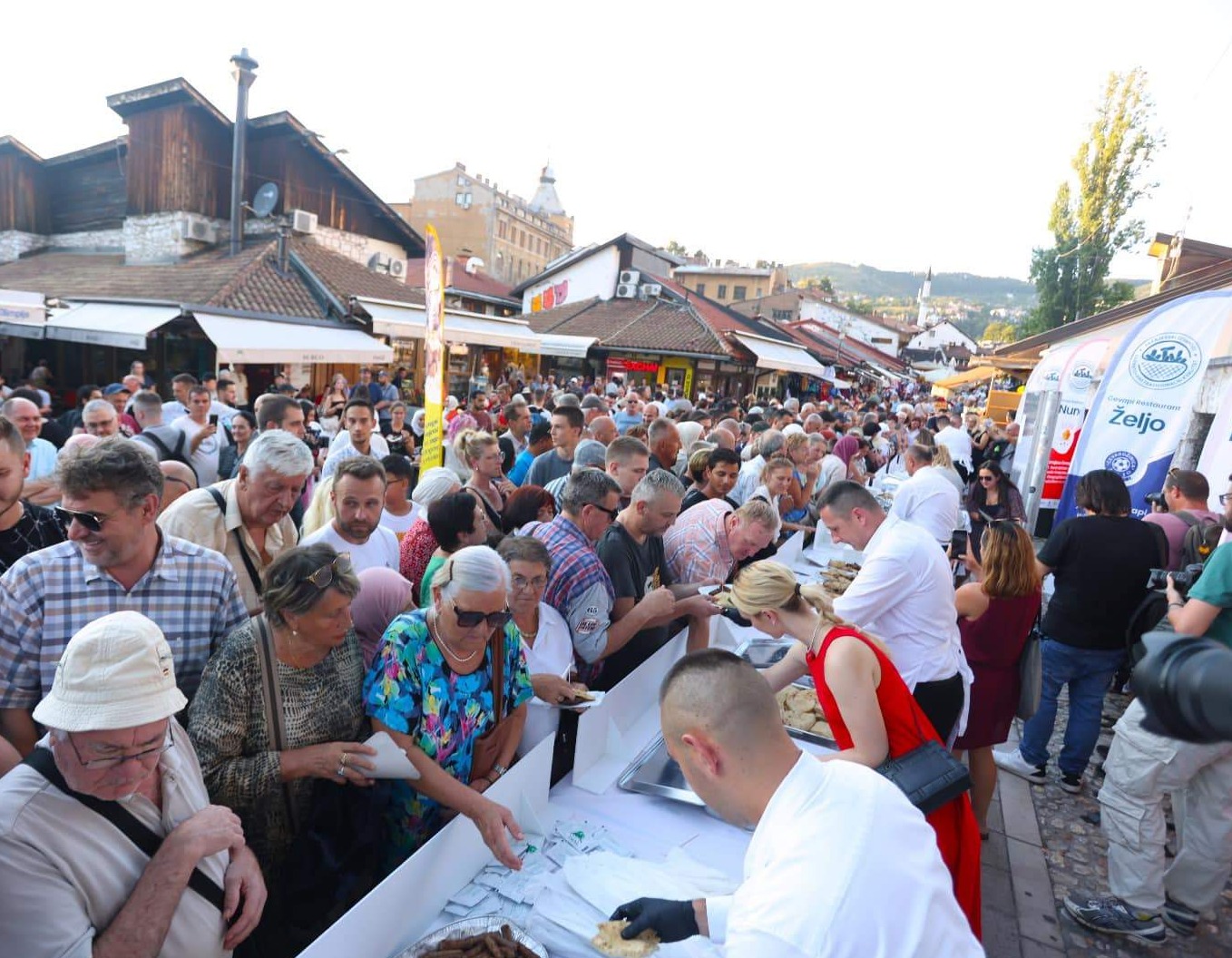 Karić: Degustacija sarajevskog ćevapa u srcu Baščaršije