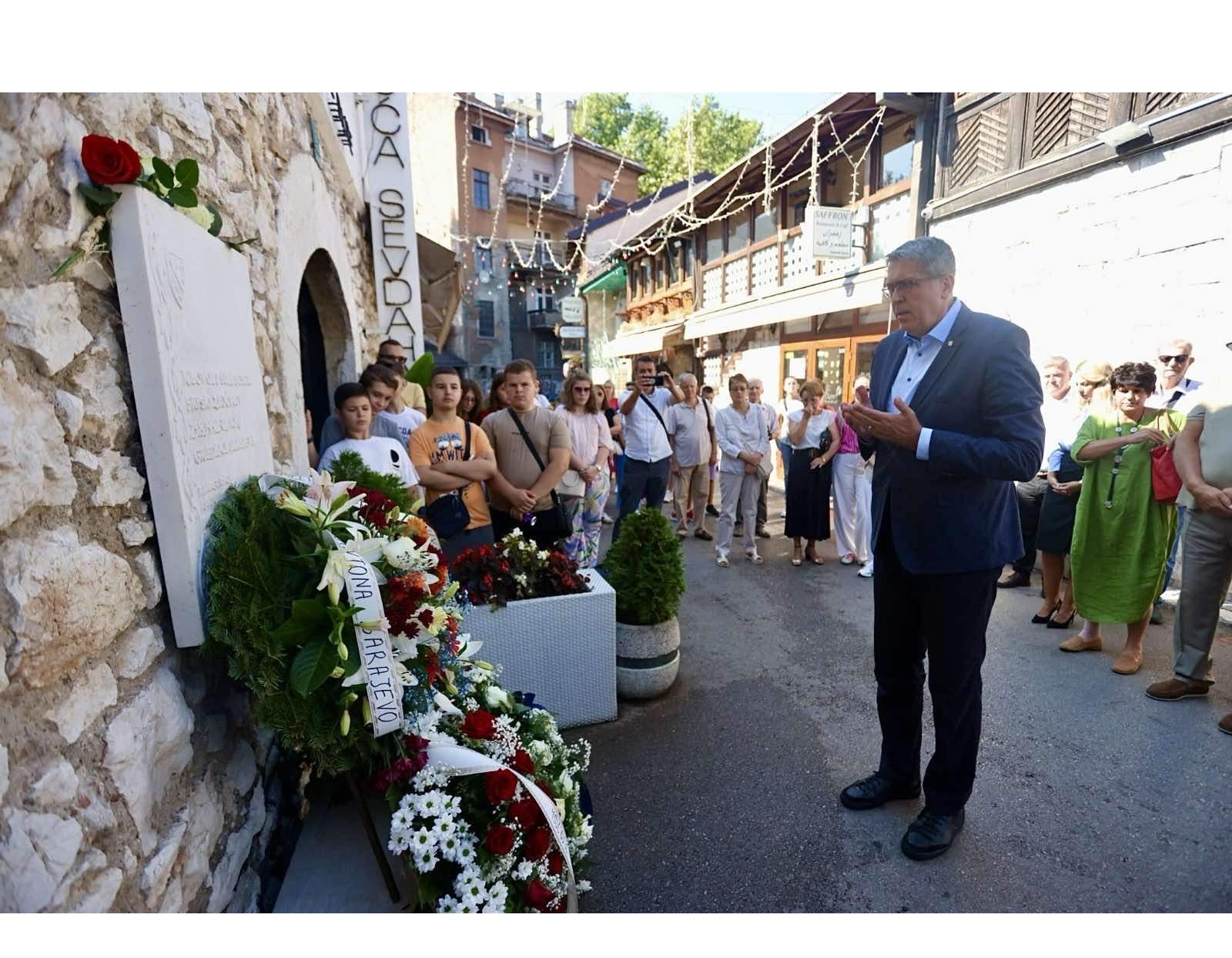 Obilježena 32. godišnjica masakra u ulici Halači