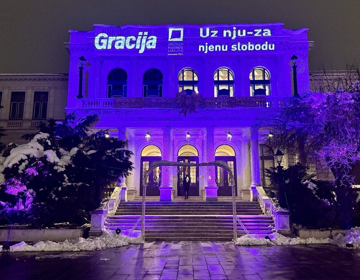 Narodno pozorište: Donatorska večer "Uz nju, za njenu slobodu"