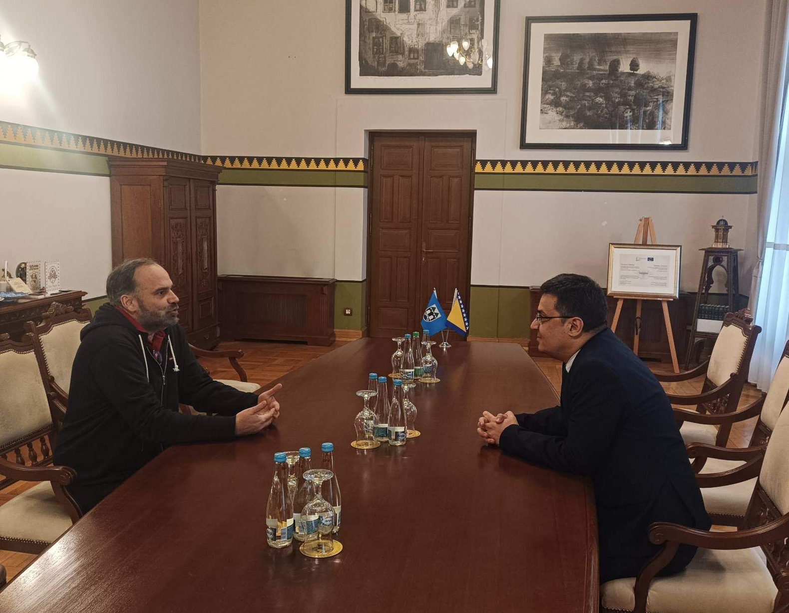 Gradonačelnik Puharić ugostio Dinu Mustafića: Narodno kazalište u Gradu Sarajevu ima istinskog sugovornika i partnera
