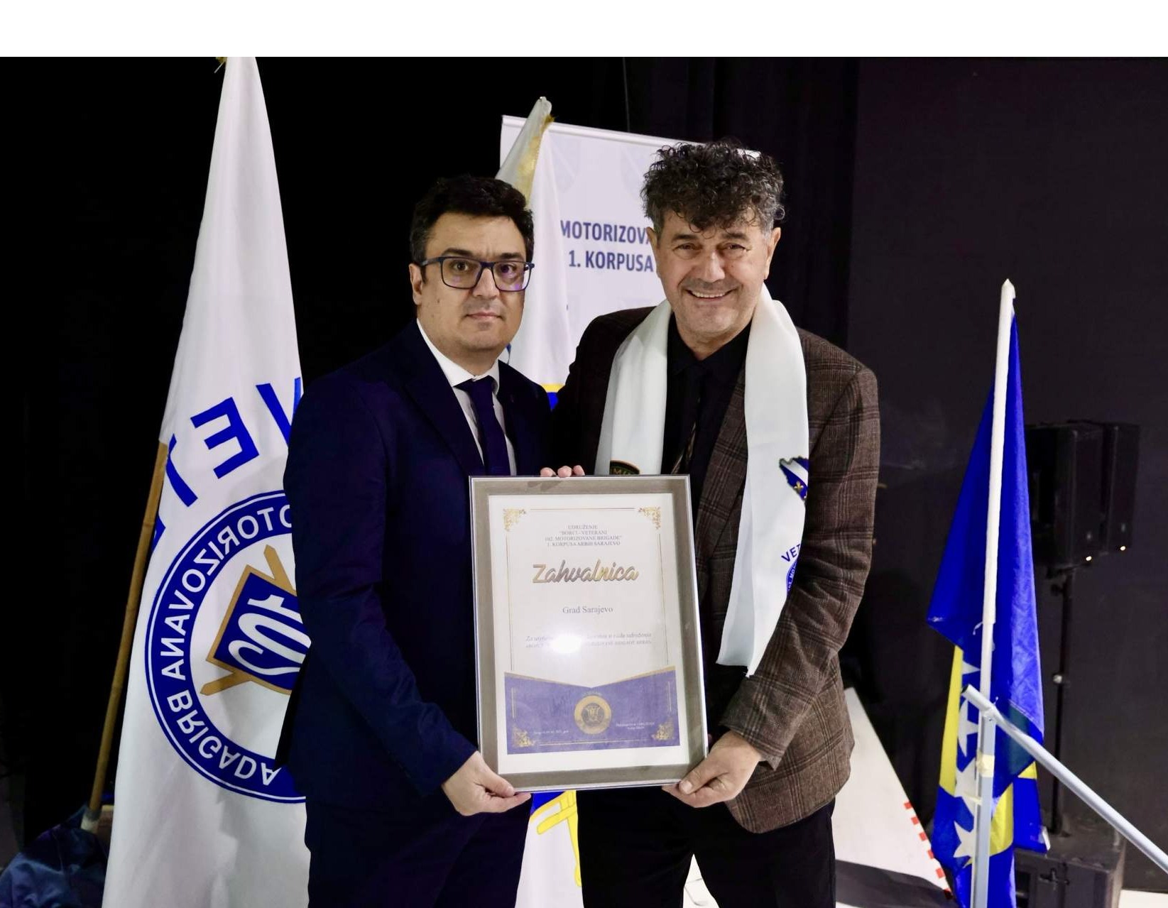Puharić u ime Grada Sarajeva primio Zahvalnicu Udruge „Borci – veterani 102. motorizirane brigade 1. korpusa ARBiH“