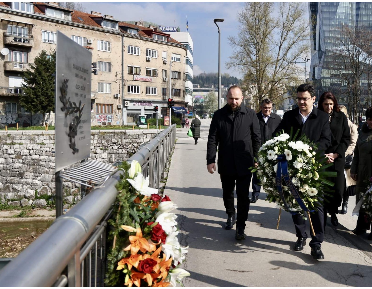 Puharić povodom Dana početka opsade: Ne smiju se dopustiti različite interpretacije o tome šta se zbilo Sarajevu i BiH