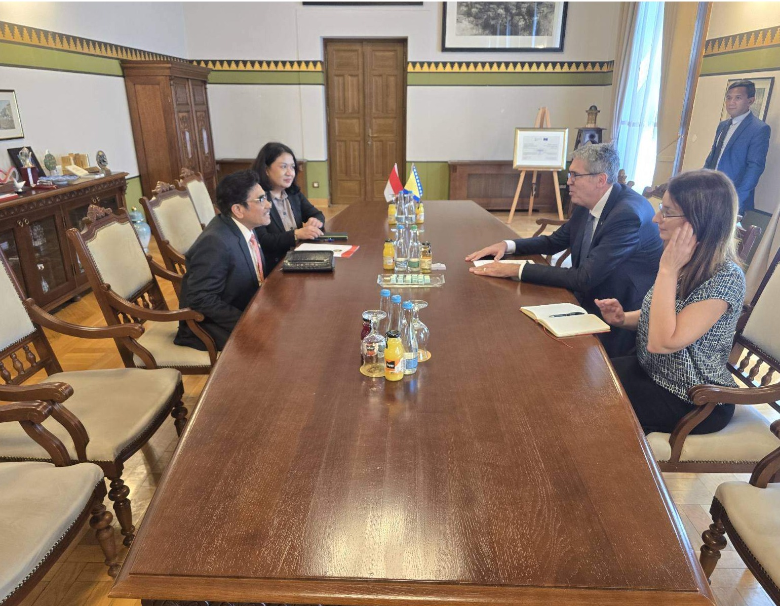 Gradonačelnik Avdić primio u nastupnu posjetu veleposlanika Republike Indonezije
