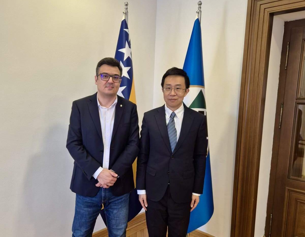Puharić u Vijećnici ugostio izaslanstvo Veleposlanstva NR Kine u BiH
